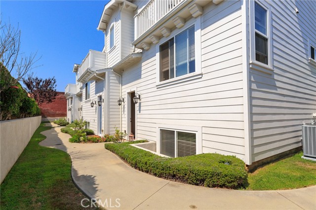 Southwest facing corner unit providing ample natural light