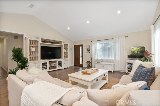 2501 Armour Lane, Redondo Beach, California 90278, 4 Bedrooms Bedrooms, ,2 BathroomsBathrooms,Residential,Sold,Armour,SB20201847
