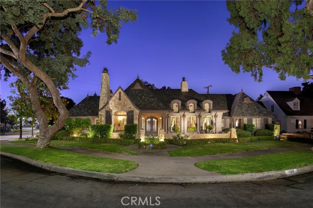 Photo of 502 Crest Avenue, Huntington Beach, CA 92648