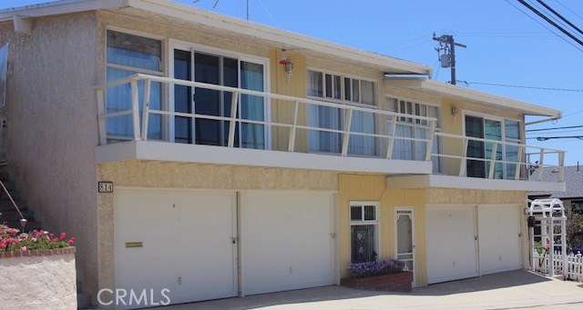 810 Ocean Drive, Hermosa Beach, California 90254, ,Residential Income,Sold,Ocean,SB18151933