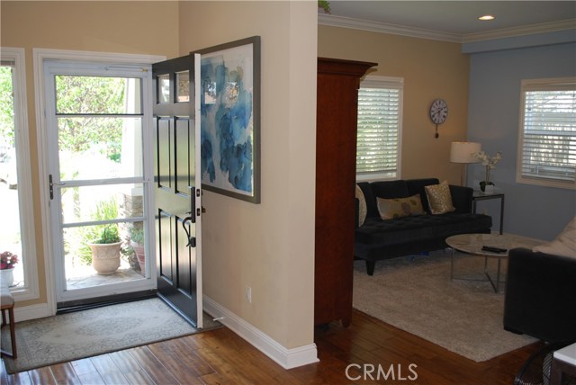 Welcome!  Please come in!