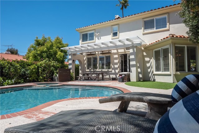 1514 Voorhees Avenue, Manhattan Beach, California 90266, 5 Bedrooms Bedrooms, ,4 BathroomsBathrooms,Residential,Sold,Voorhees,SB20121357