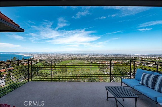 6061 Woodfern Drive, Rancho Palos Verdes, California 90275, 6 Bedrooms Bedrooms, ,4 BathroomsBathrooms,Residential,Sold,Woodfern,SB19042575