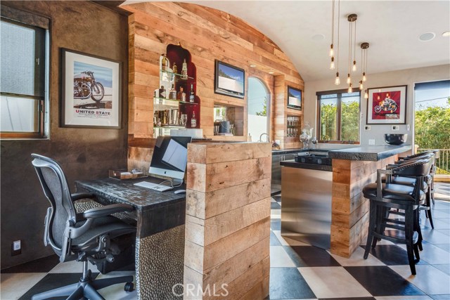 3305 Pine Avenue, Manhattan Beach, California 90266, 4 Bedrooms Bedrooms, ,1 BathroomBathrooms,Residential,Sold,Pine,SB20042109