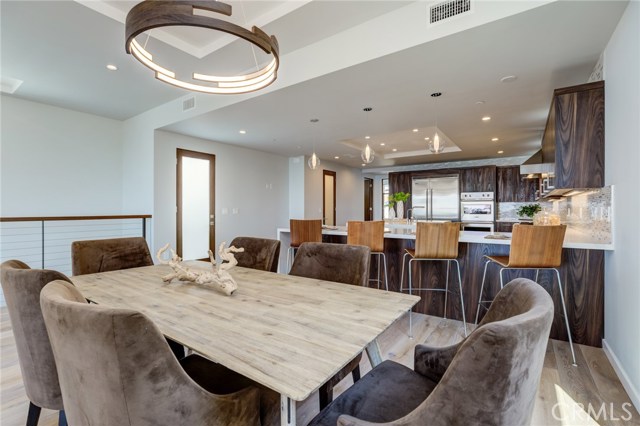 1511 Golden Avenue, Hermosa Beach, California 90254, 5 Bedrooms Bedrooms, ,2 BathroomsBathrooms,Residential,Sold,Golden,SB19224666