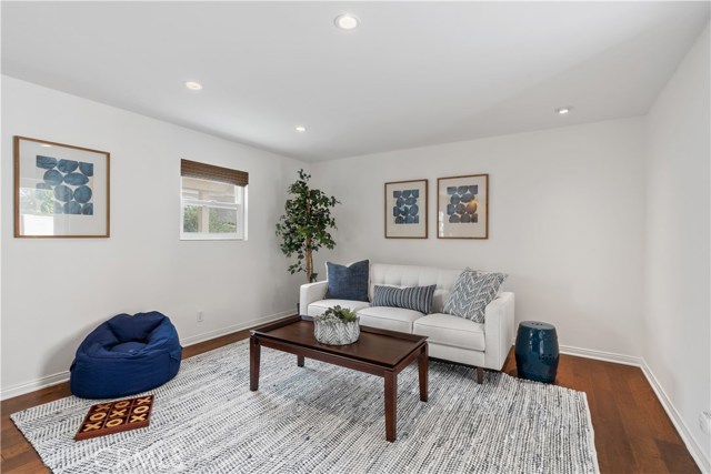 618 Avenue C, Redondo Beach, California 90277, 3 Bedrooms Bedrooms, ,2 BathroomsBathrooms,Residential,Sold,Avenue C,SB20188515