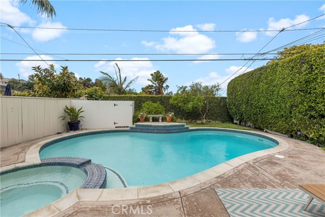 519 Juanita Avenue, Redondo Beach, California 90277, 5 Bedrooms Bedrooms, ,2 BathroomsBathrooms,Residential,Sold,Juanita,SB21138287