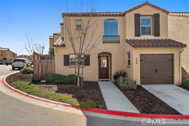 Detail Gallery Image 1 of 1 For 558 Playa Cir, Paso Robles,  CA 93446 - 3 Beds | 2/1 Baths