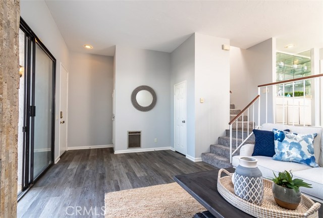 431 Broadway, Redondo Beach, California 90277, 3 Bedrooms Bedrooms, ,2 BathroomsBathrooms,Residential,Sold,Broadway,SB18158409