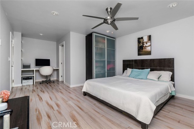 635 Prospect Avenue, Redondo Beach, California 90277, 3 Bedrooms Bedrooms, ,2 BathroomsBathrooms,Residential,Sold,Prospect,SB20111745