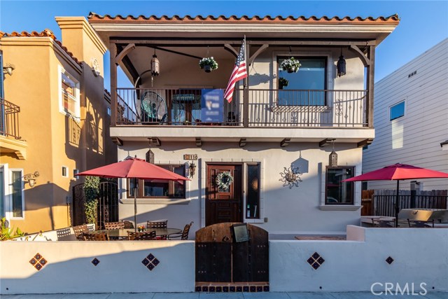 Photo of 116 N Loreta Walk, Long Beach, CA 90803
