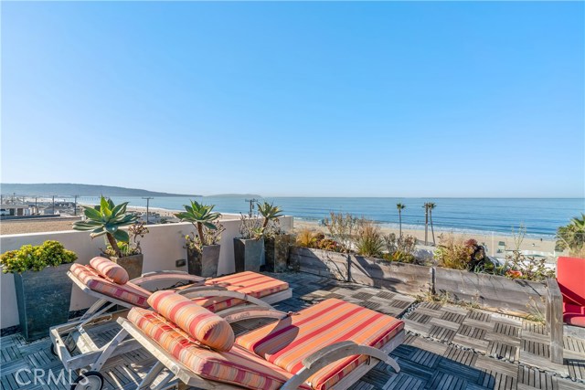 3316 Hermosa Avenue, Hermosa Beach, California 90254, 5 Bedrooms Bedrooms, ,7 BathroomsBathrooms,Residential,Sold,Hermosa,SB19272487