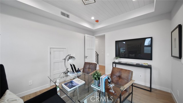 2010 Aviation Way, Redondo Beach, California 90278, 5 Bedrooms Bedrooms, ,5 BathroomsBathrooms,Residential,Sold,Aviation,PV21055057