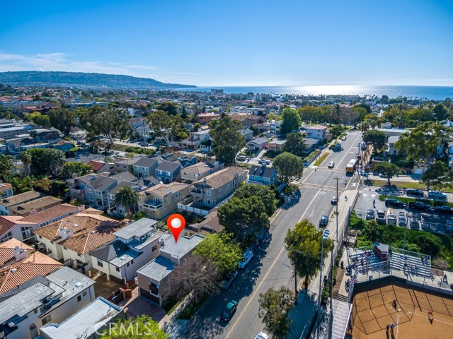 808 Vincent Street, Redondo Beach, California 90277, 3 Bedrooms Bedrooms, ,2 BathroomsBathrooms,Residential,Sold,Vincent,PV20055164