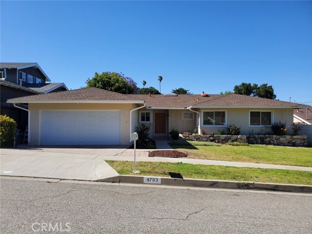 4703 ROCKBLUFF Drive, Rolling Hills Estates, California 90274, 4 Bedrooms Bedrooms, ,2 BathroomsBathrooms,Residential,Sold,ROCKBLUFF,PV20097830