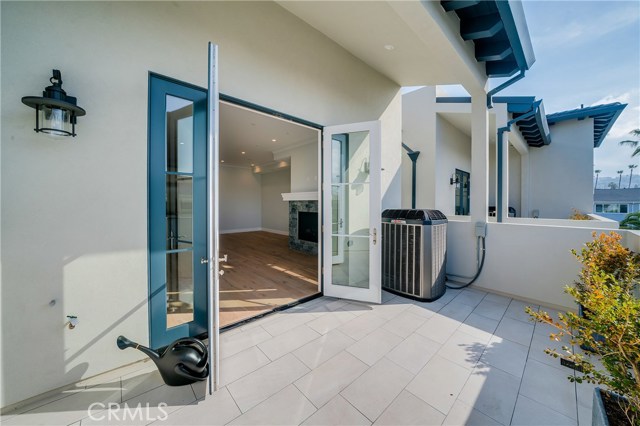 111 Vista Del Mar, Redondo Beach, California 90277, 3 Bedrooms Bedrooms, ,2 BathroomsBathrooms,Residential,Sold,Vista Del Mar,SB20122409