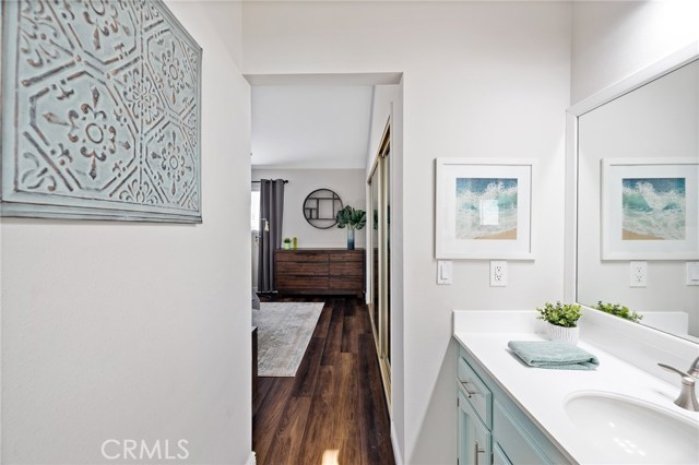 2701 Voorhees Avenue, Redondo Beach, California 90278, 2 Bedrooms Bedrooms, ,2 BathroomsBathrooms,Residential,Sold,Voorhees,SB20156888