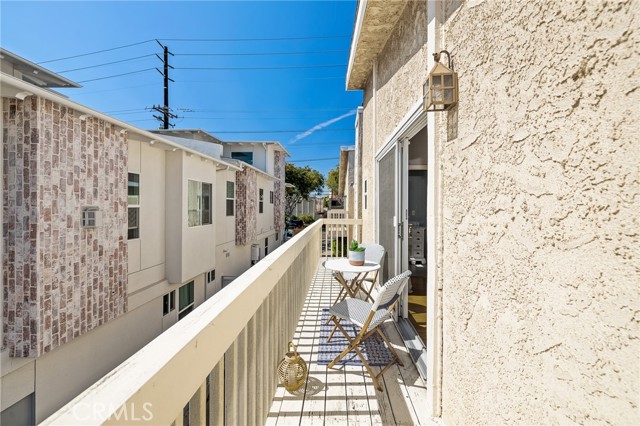 2412 Grant Avenue, Redondo Beach, California 90278, 2 Bedrooms Bedrooms, ,1 BathroomBathrooms,Residential,Sold,Grant,SB21130247