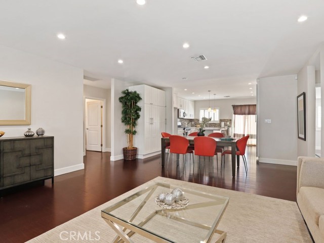 3 Bed Home for Sale in Encino, California