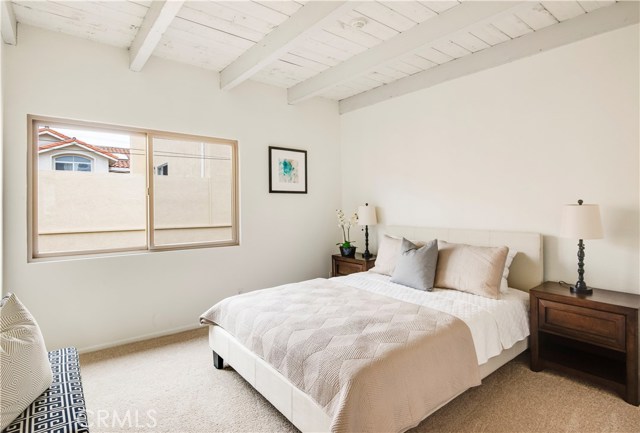 1817 Marshallfield Lane, Redondo Beach, California 90278, 2 Bedrooms Bedrooms, ,1 BathroomBathrooms,Residential,Sold,Marshallfield,PV19025595