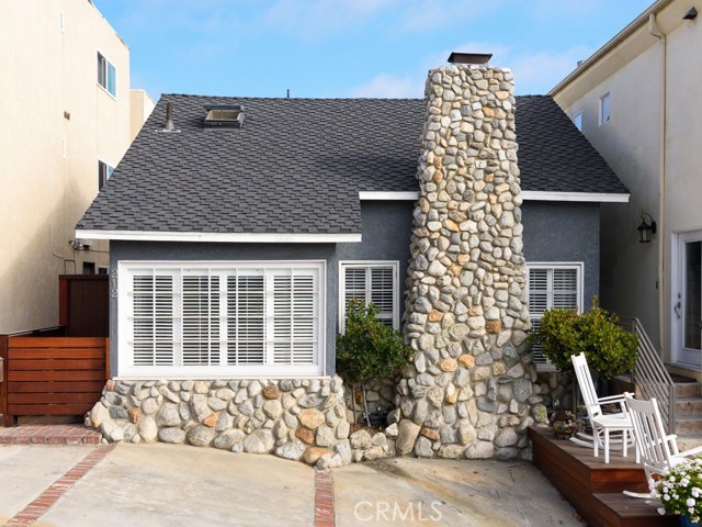 212 40th Street, Manhattan Beach, California 90266, 3 Bedrooms Bedrooms, ,2 BathroomsBathrooms,Residential,Sold,40th,SB17151175