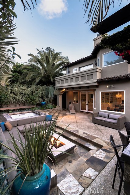 591 26th Street, Manhattan Beach, California 90266, 5 Bedrooms Bedrooms, ,3 BathroomsBathrooms,Residential,Sold,26th,SB20016048