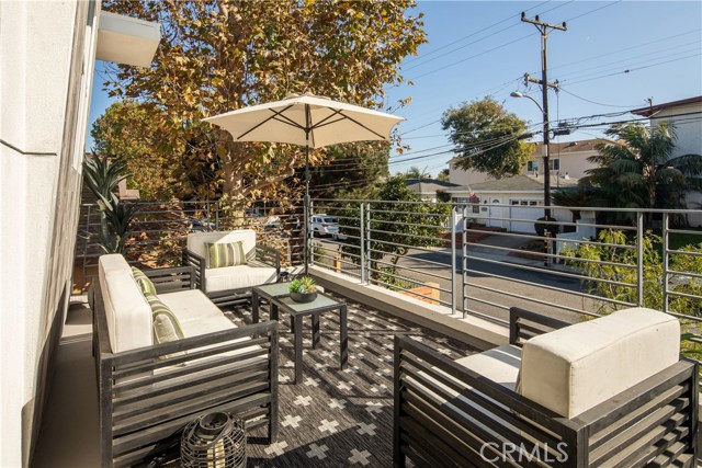 1729 Harriman Lane, Redondo Beach, California 90278, 4 Bedrooms Bedrooms, ,3 BathroomsBathrooms,Residential,Sold,Harriman,SB19259591