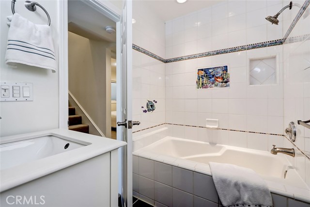 1705 Van Horne Lane, Redondo Beach, California 90278, 3 Bedrooms Bedrooms, ,1 BathroomBathrooms,Residential,Sold,Van Horne,SB20201829