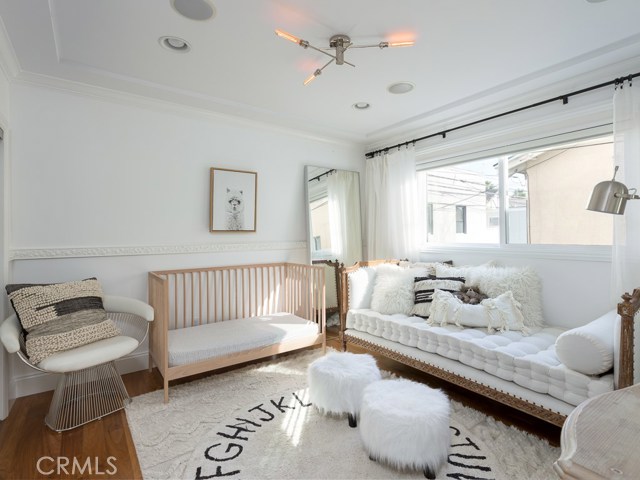 410 31st Street, Manhattan Beach, California 90266, 3 Bedrooms Bedrooms, ,2 BathroomsBathrooms,Residential,Sold,31st,SB20024556