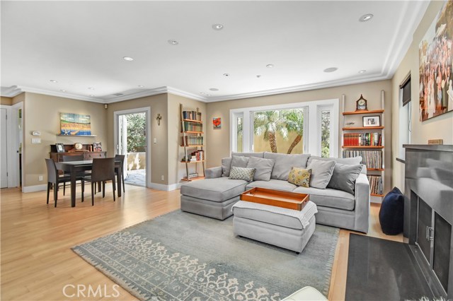 514 Irena #B Avenue, Redondo Beach, California 90277, 3 Bedrooms Bedrooms, ,3 BathroomsBathrooms,Residential,Sold,Irena #B,PV20173462