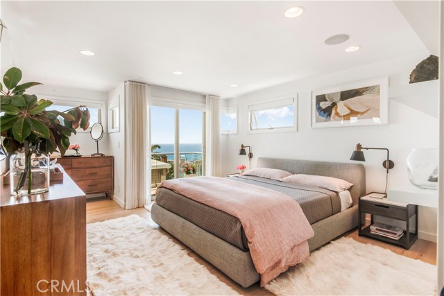 4109 Crest Drive, Manhattan Beach, California 90266, 3 Bedrooms Bedrooms, ,4 BathroomsBathrooms,Residential,Sold,Crest,SB20133753