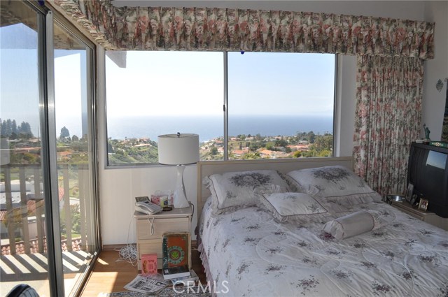 6542 Ocean Crest Drive, Rancho Palos Verdes, California 90275, 3 Bedrooms Bedrooms, ,2 BathroomsBathrooms,Residential,Sold,Ocean Crest,SB17184963