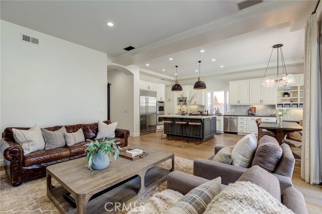 1804 Palm Avenue, Manhattan Beach, California 90266, 5 Bedrooms Bedrooms, ,4 BathroomsBathrooms,Residential,Sold,Palm,SB20158151