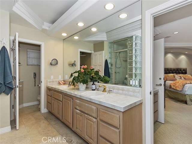 1032 Avenue A, Redondo Beach, California 90277, 5 Bedrooms Bedrooms, ,4 BathroomsBathrooms,Residential,Sold,Avenue A,PV20256766