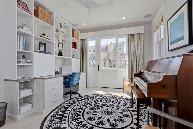 304 3rd Street, Manhattan Beach, California 90266, 4 Bedrooms Bedrooms, ,3 BathroomsBathrooms,Residential,Sold,3rd,SB19234721