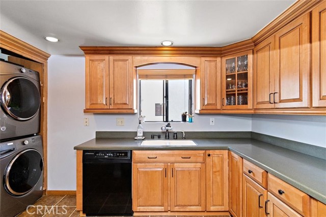 1908 Grant Avenue, Redondo Beach, California 90278, 2 Bedrooms Bedrooms, ,2 BathroomsBathrooms,Residential,Sold,Grant,SB21016851