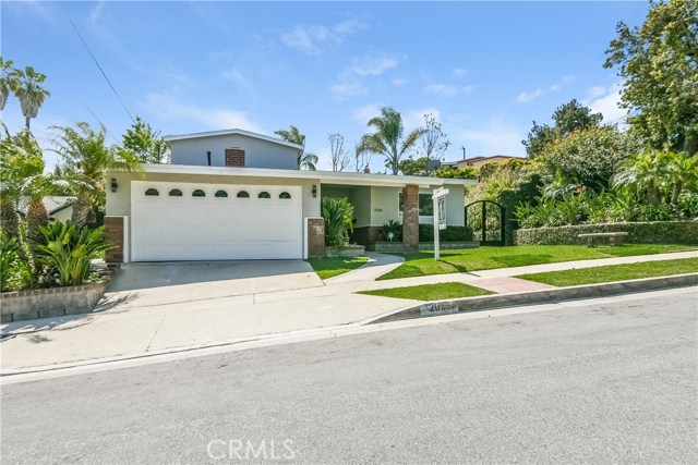 2066 Dorado Drive, Rancho Palos Verdes, California 90275, 4 Bedrooms Bedrooms, ,2 BathroomsBathrooms,Residential,Sold,Dorado,PV18111721