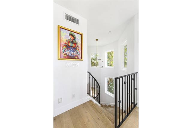 413 15th Street, Manhattan Beach, California 90266, 3 Bedrooms Bedrooms, ,3 BathroomsBathrooms,Residential,Sold,15th,SB21111117