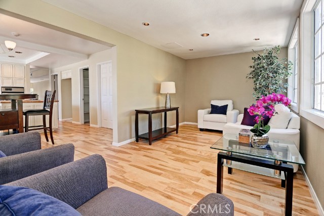 2301 Mathews Avenue, Redondo Beach, California 90278, 3 Bedrooms Bedrooms, ,2 BathroomsBathrooms,Residential,Sold,Mathews,SB20173473
