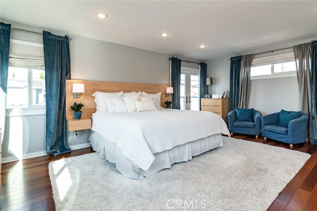 1156 9th Street, Hermosa Beach, California 90254, 3 Bedrooms Bedrooms, ,1 BathroomBathrooms,Residential,Sold,9th,SB20005266
