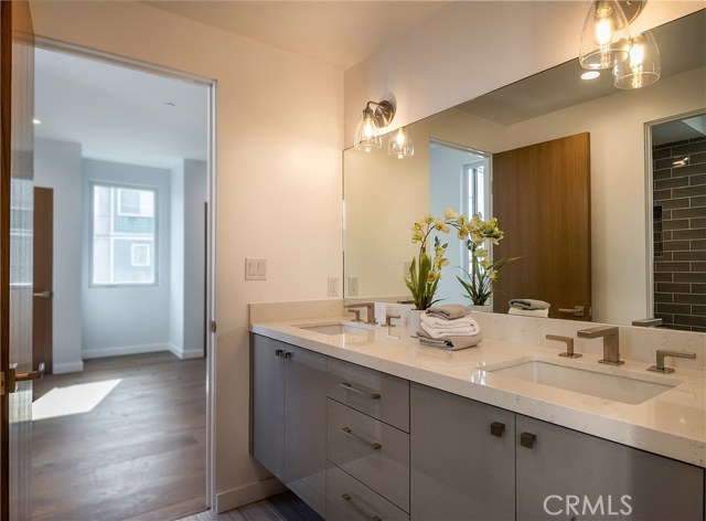 520 Pine Street, Hermosa Beach, California 90254, 4 Bedrooms Bedrooms, ,3 BathroomsBathrooms,Residential,Sold,Pine,SB19171628 520 Pine Street, Hermosa Beach, California 90254, 4 Bedrooms Bedrooms, ,3 BathroomsBathrooms,Residential,Sold,Pine,SB19171628