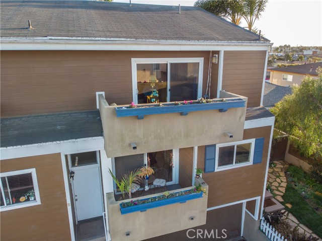 2522 Voorhees Avenue, Redondo Beach, California 90278, 3 Bedrooms Bedrooms, ,2 BathroomsBathrooms,Residential,Sold,Voorhees,SB21051425