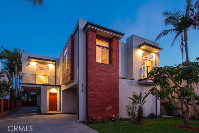 2108 Gates Avenue, Redondo Beach, California 90278, 4 Bedrooms Bedrooms, ,2 BathroomsBathrooms,Residential,Sold,Gates,SB17108544