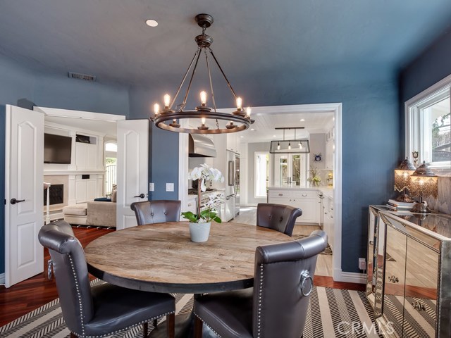 100 Irena Avenue, Redondo Beach, California 90277, 4 Bedrooms Bedrooms, ,3 BathroomsBathrooms,Residential,Sold,Irena,SB17089874