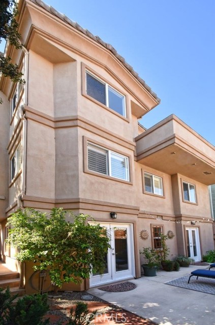 511 El Redondo Avenue, Redondo Beach, California 90277, 4 Bedrooms Bedrooms, ,2 BathroomsBathrooms,Residential,Sold,El Redondo,SB19250874