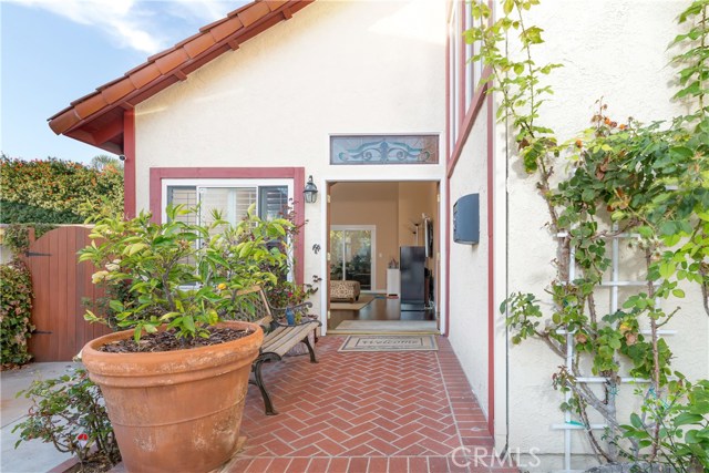 2219 Pullman Lane, Redondo Beach, California 90278, 3 Bedrooms Bedrooms, ,3 BathroomsBathrooms,Residential,Sold,Pullman,SB21008697