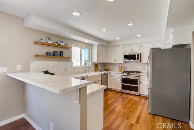 2113 Vanderbilt Lane, Redondo Beach, California 90278, 3 Bedrooms Bedrooms, ,2 BathroomsBathrooms,Residential,Sold,Vanderbilt,SB21072560