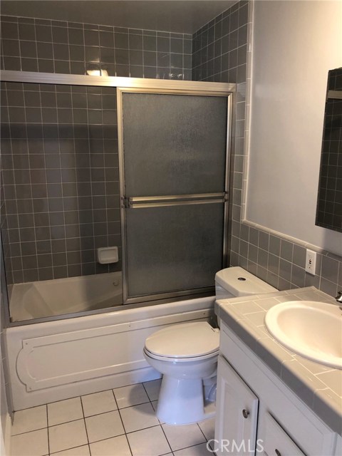 2507 184th Street, Redondo Beach, California 90278, 4 Bedrooms Bedrooms, ,1 BathroomBathrooms,Residential,Sold,184th,SW19102668