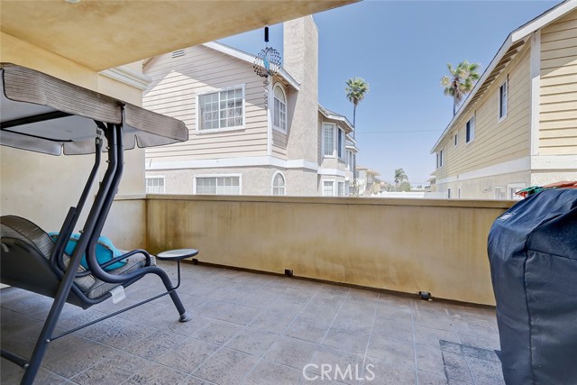 2207 Perkins Lane, Redondo Beach, California 90278, 3 Bedrooms Bedrooms, ,2 BathroomsBathrooms,Residential,Sold,Perkins,SB21094545