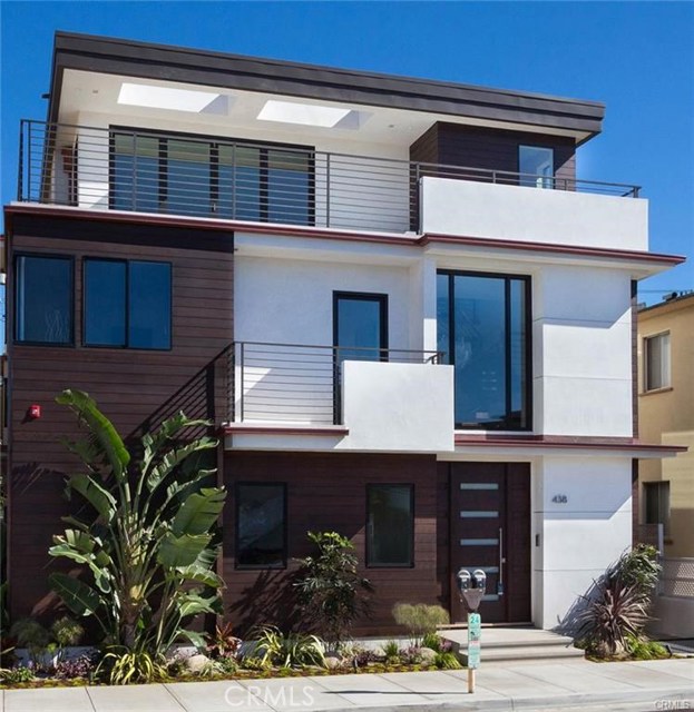 438 Hermosa Avenue, Hermosa Beach, California 90254, 4 Bedrooms Bedrooms, ,3 BathroomsBathrooms,Residential,Sold,Hermosa,PV18010706